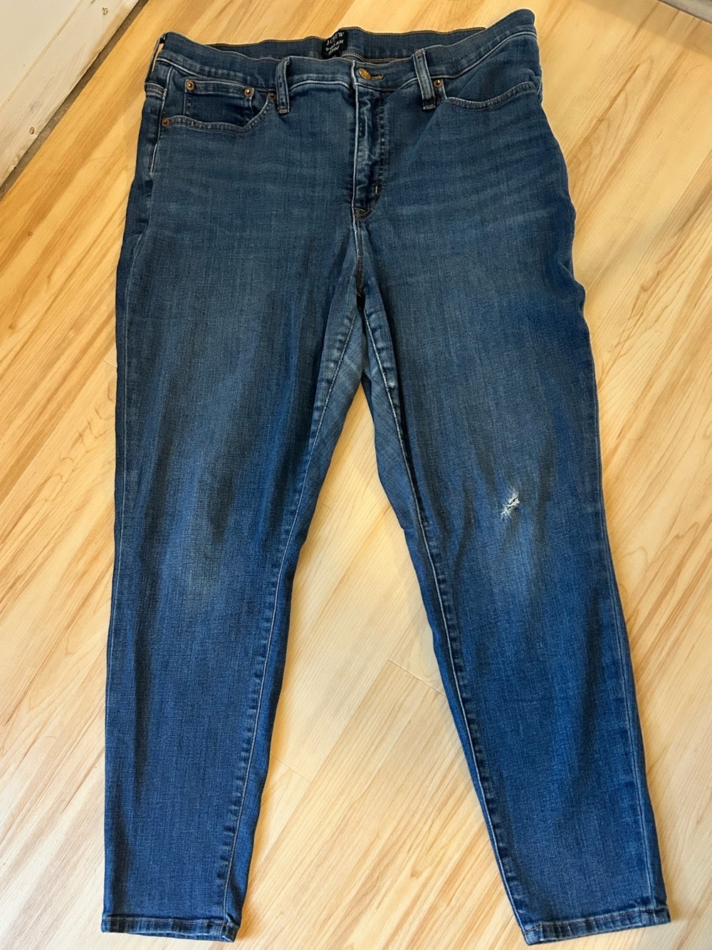 GUC J. Crew midrise skinny jeans